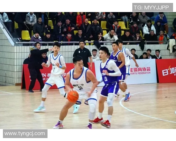 重庆篮球队荣登篮球状态排行榜首位引领全国篮球风潮